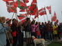 Des Alderdikide r�unis pour la f�te de l'ikurri�a, ce 14 Juillet, au sommet de la Rh�ne, � la fronti